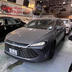 بي واي دي Qin Plus